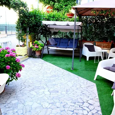 In Guest - New Cirene Quadruple 4 People Gasthof Rimini