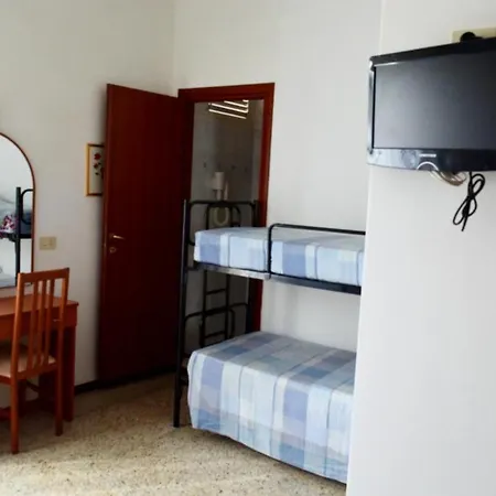 Vendégház In Guest - New Cirene Quadruple 4 People *